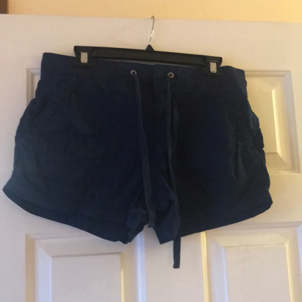 a.n.a. Shorts
